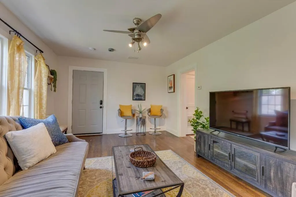 Appartement Bohemian Retreat Sleeps 6, Two Miles From Broadway! à Nashville