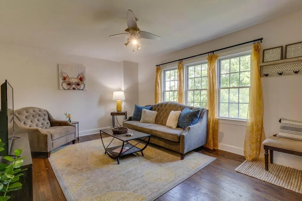 Apartmán Bohemian Retreat Sleeps 6, Two Miles From Broadway! Nashville